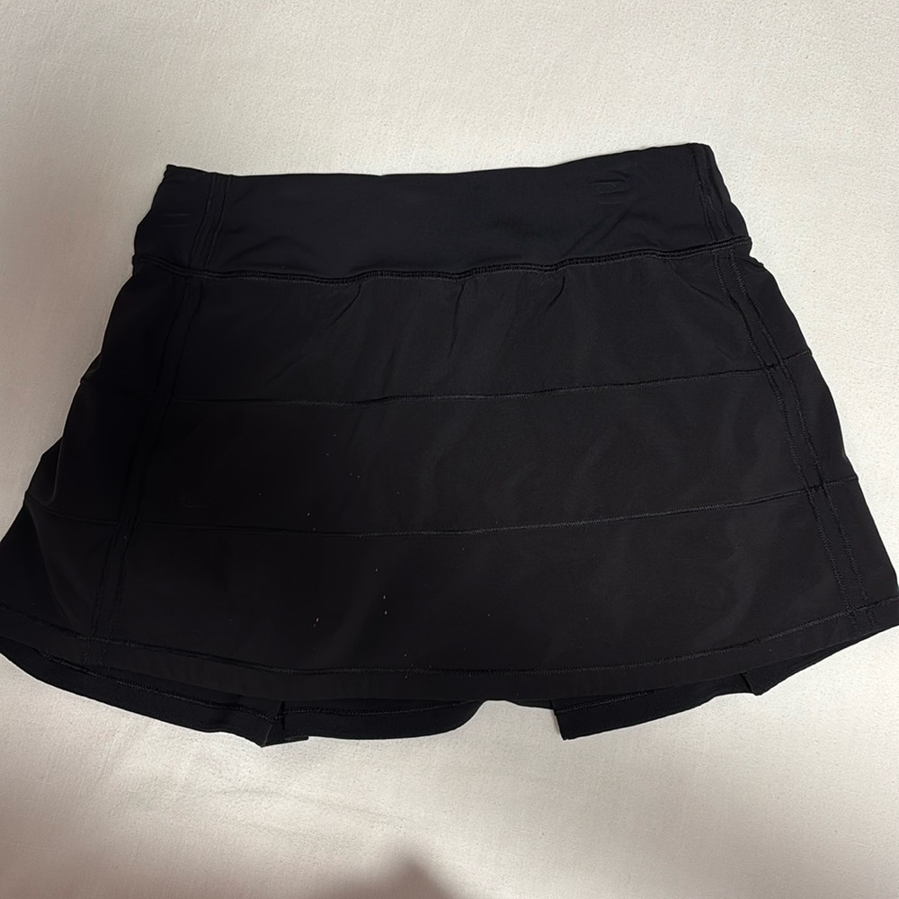 Black Lululemon Skirt Long in Size 4